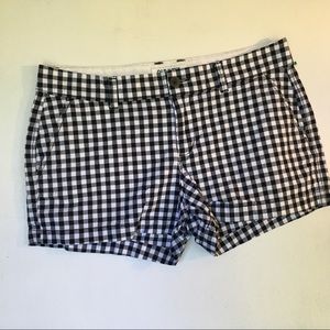 Old Navy gingham shorts.